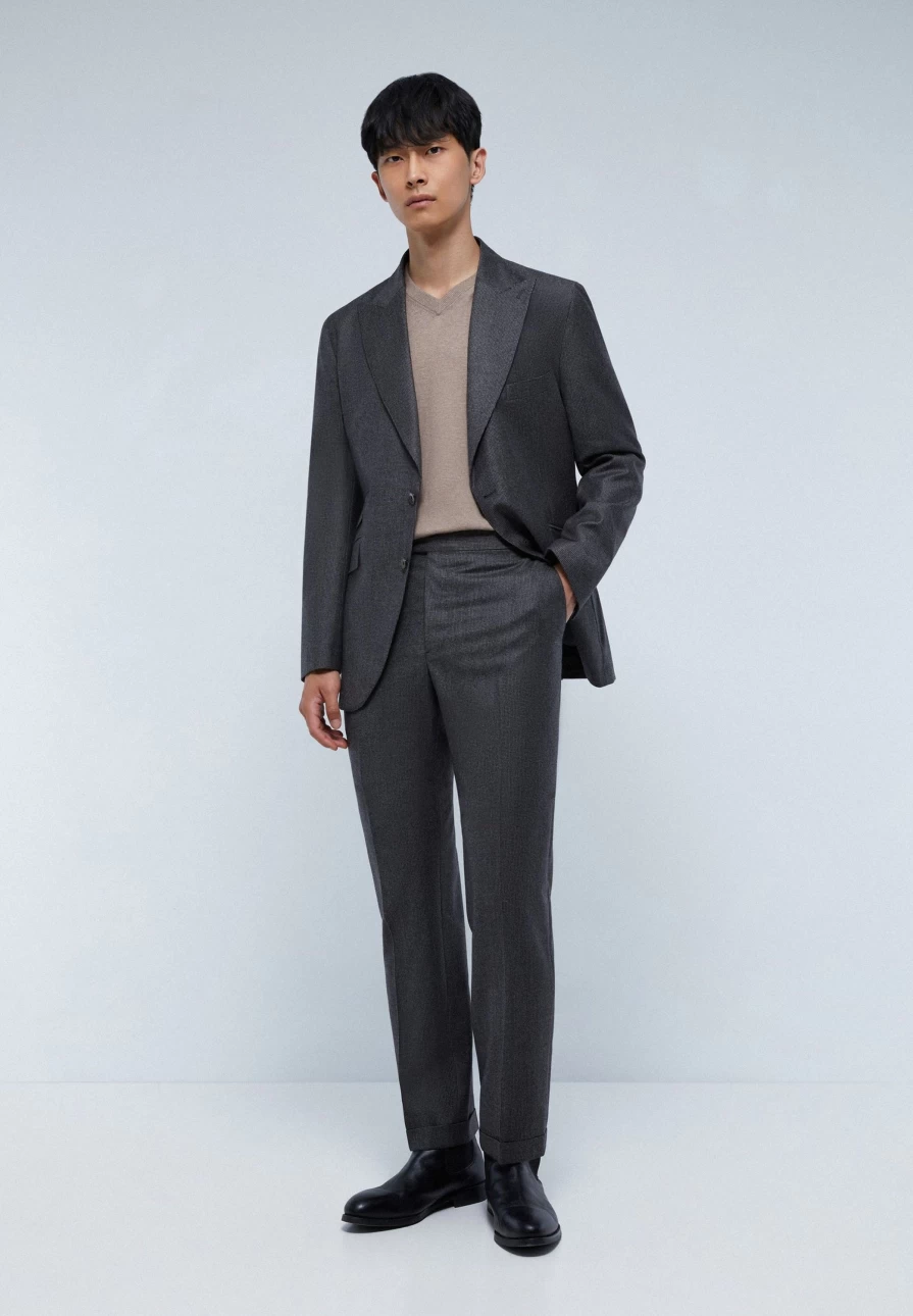 "ScalpersCompany Men's Grey Check Premium Suit with Peaked Lapel – Formal Business Attire"