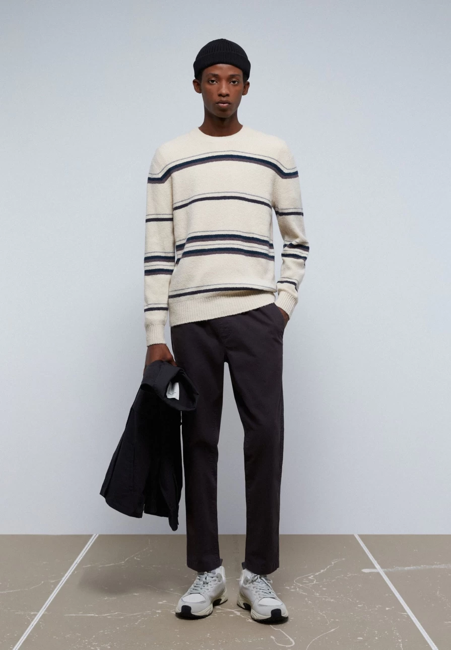 "ScalpersCompany Men's Two-Tone Striped Knit Sweater - Casual Crewneck Pullover"