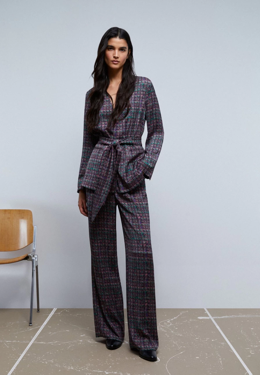"ScalpersCompany Women's Flowy Checkered Pants - Stylish & Comfortable Trousers"