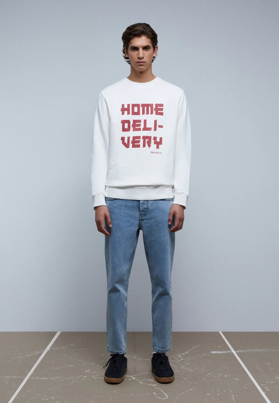 "Men's Stylish Sweatshirt with Unique Neckline Detail | ScalpersCompany"