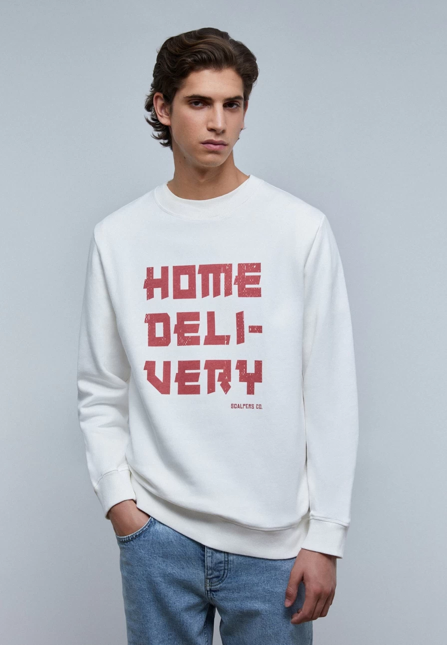 "Men's Stylish Sweatshirt with Unique Neckline Detail | ScalpersCompany"