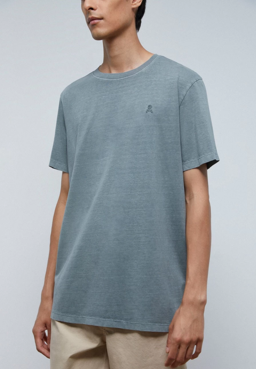 "ScalpersCompany Men's Basic Skull Print T-Shirt - Edgy Graphic Tee for Men"
