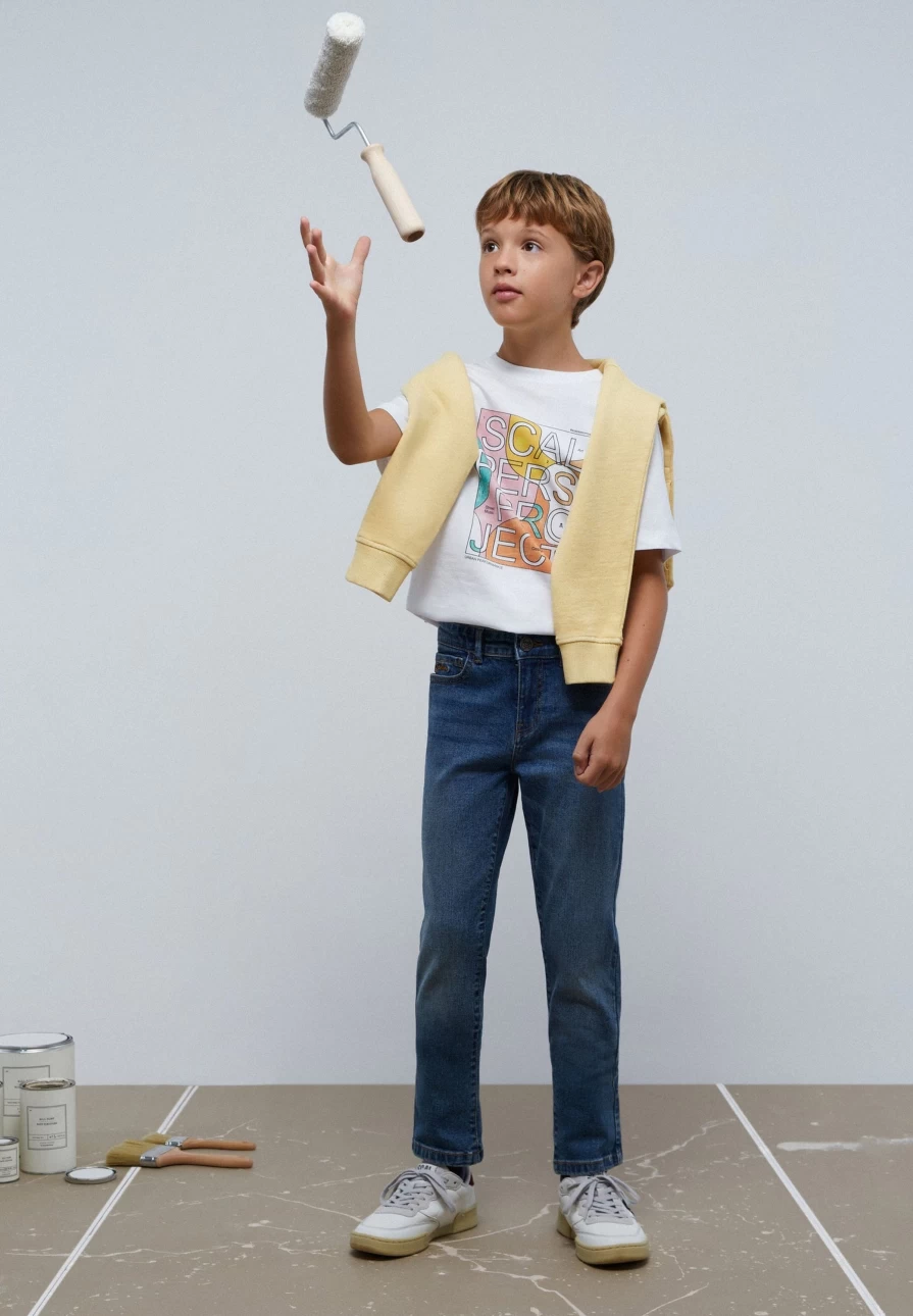 "ScalpersCompany Kids Motif Graphic T-Shirt with Back Logo Design"