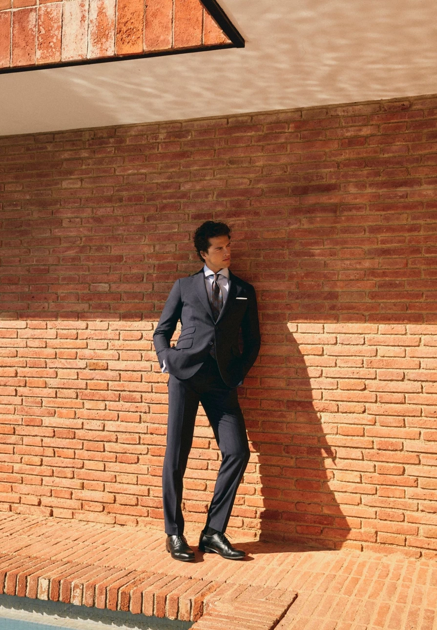 "ScalpersCompany Men's Navy Spike Slim Fit Business Suit - Premium Formal Wear for Professionals"