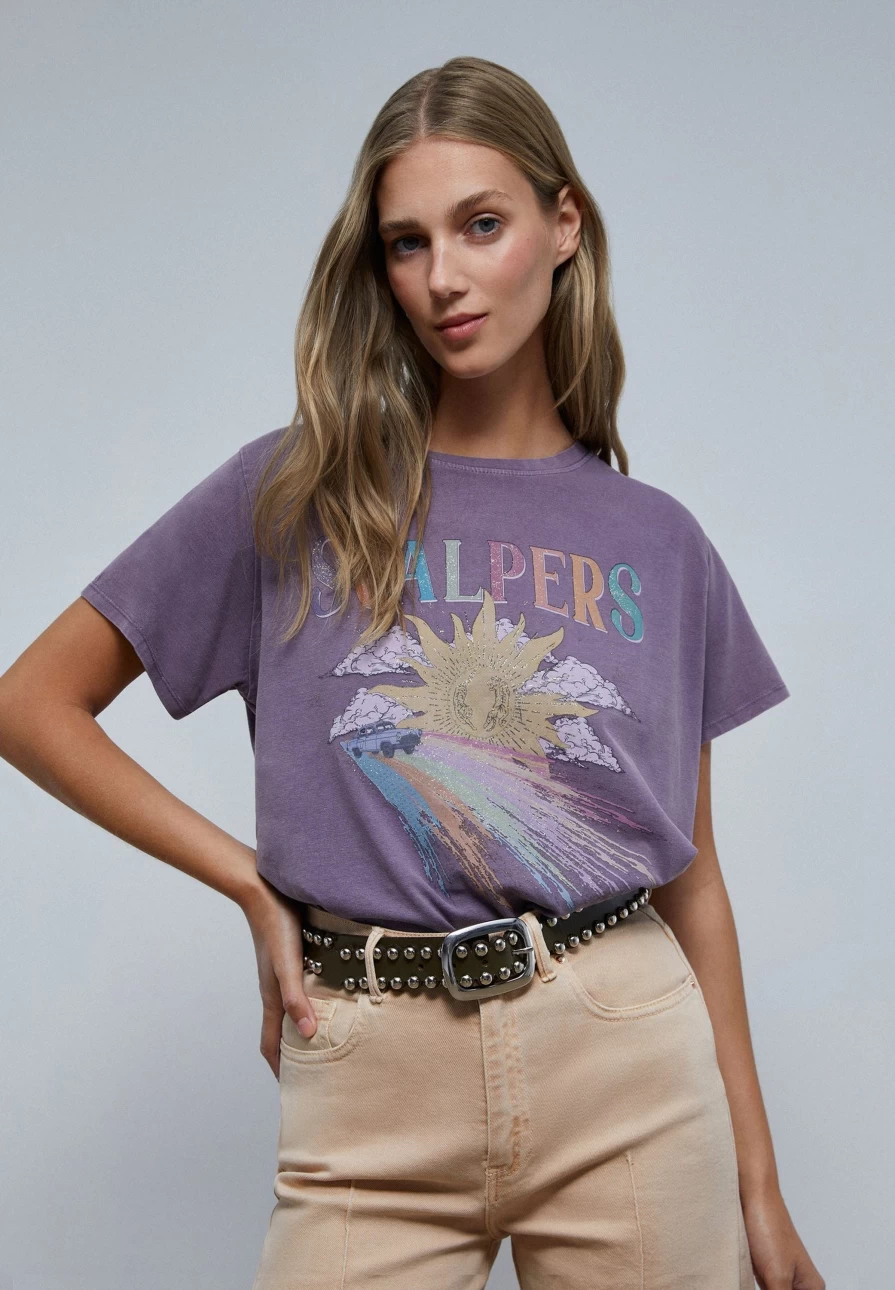 "ScalpersCompany Women's Glitter Rainbow Graphic Tee - Stylish Sparkle T-Shirt"