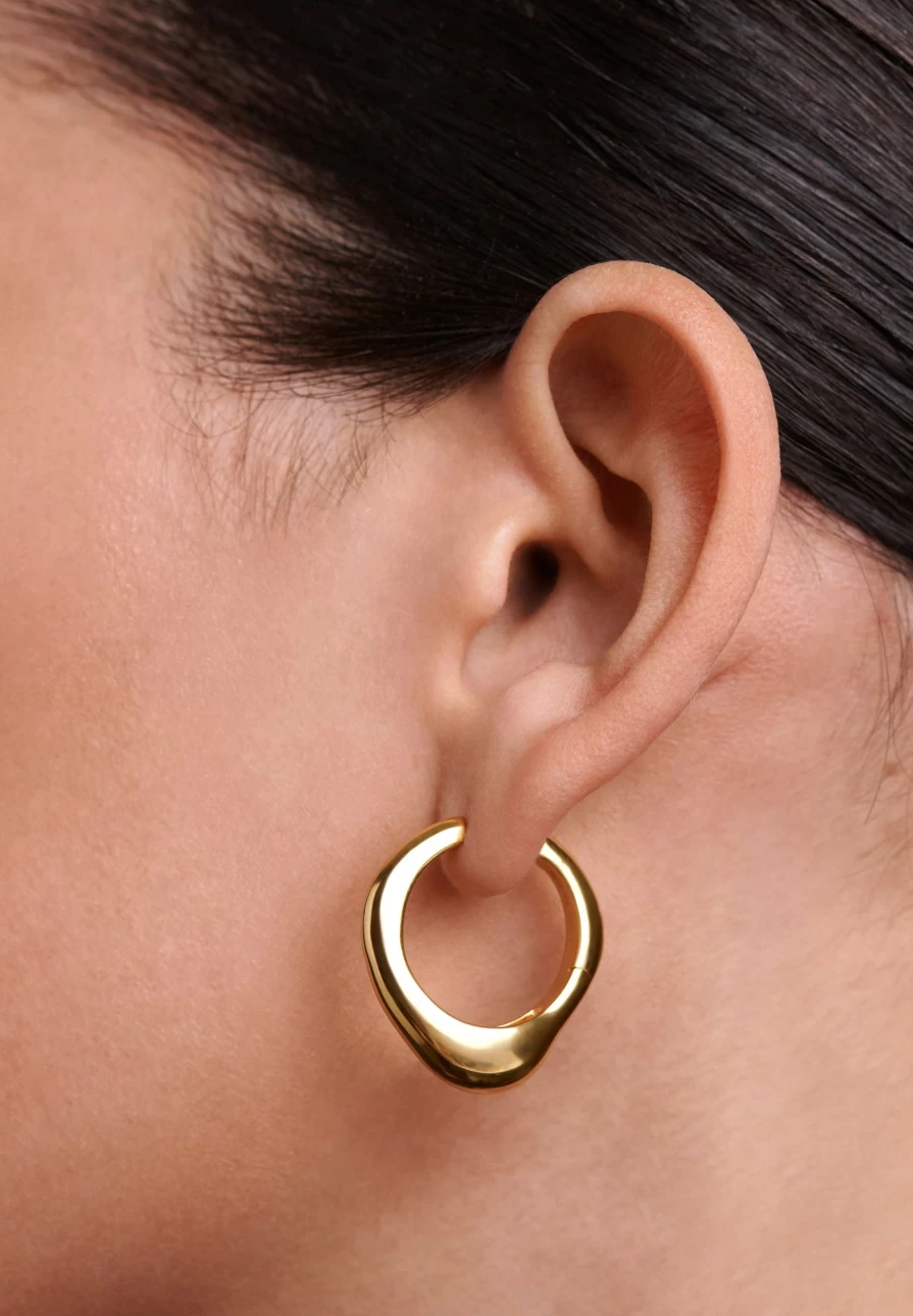 "ScalpersCompany Riba Hoops Pdpaola Earrings for Women – Stylish Gold Hoop Design"