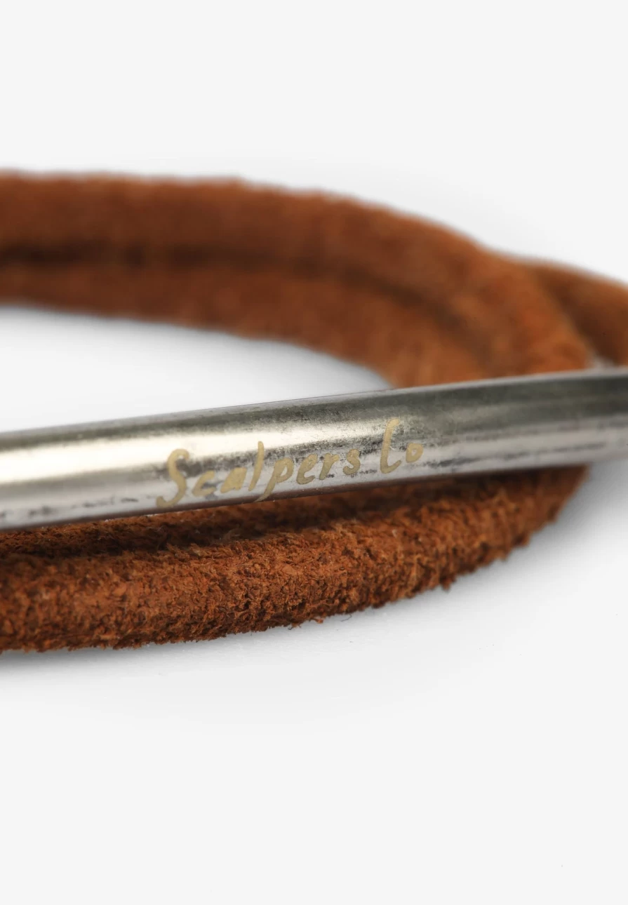 "ScalpersCompany Men's Drawstring Bracelet with Stylish Metal Accents"