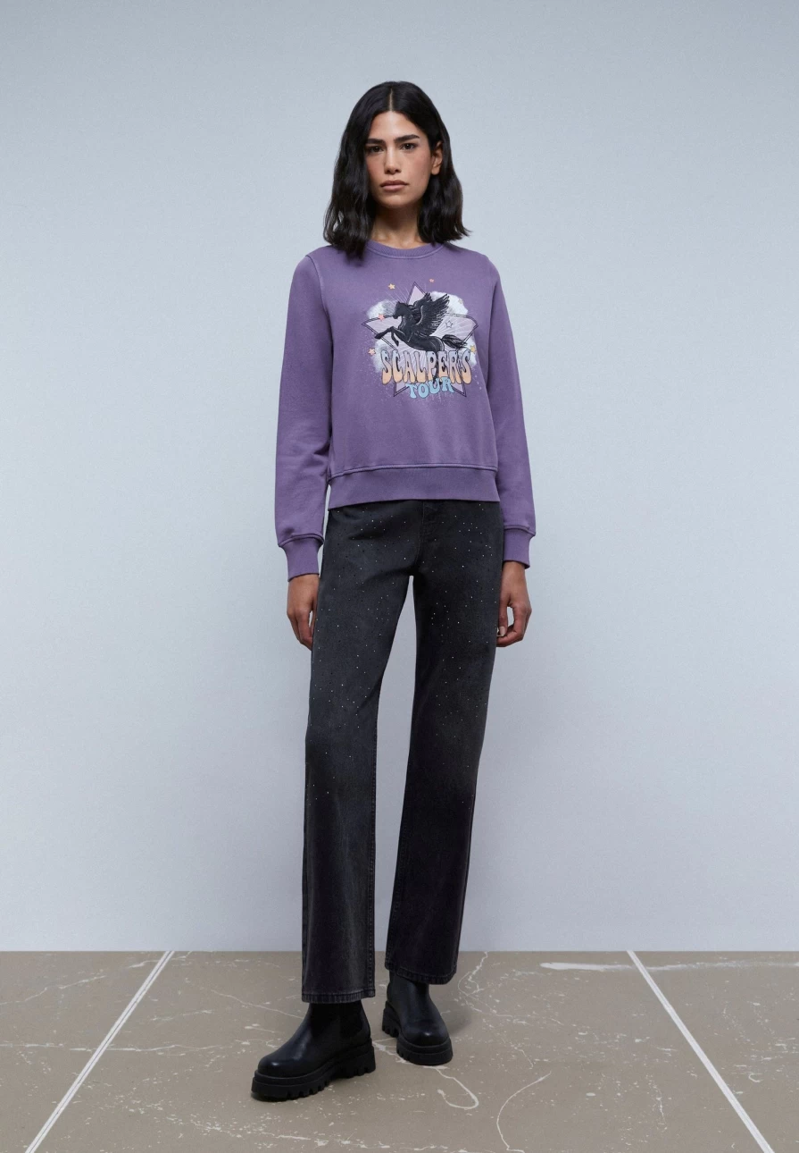 "ScalpersCompany Women's Festival Sweatshirt - Cozy & Stylish Holiday Pullover"