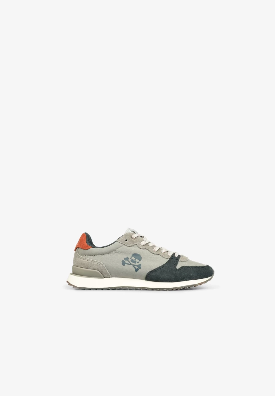 "ScalpersCompany Kids Khaki Three-Tone Skull Sneakers for Children"