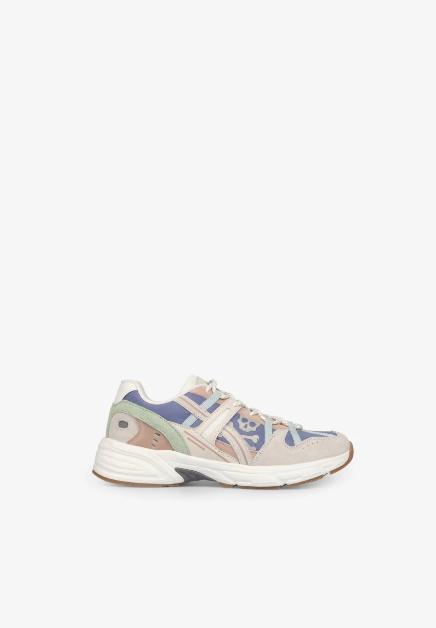 "ScalpersCompany Women's Contrast Outdoor Sneakers – Stylish & Comfortable Walking Shoes"