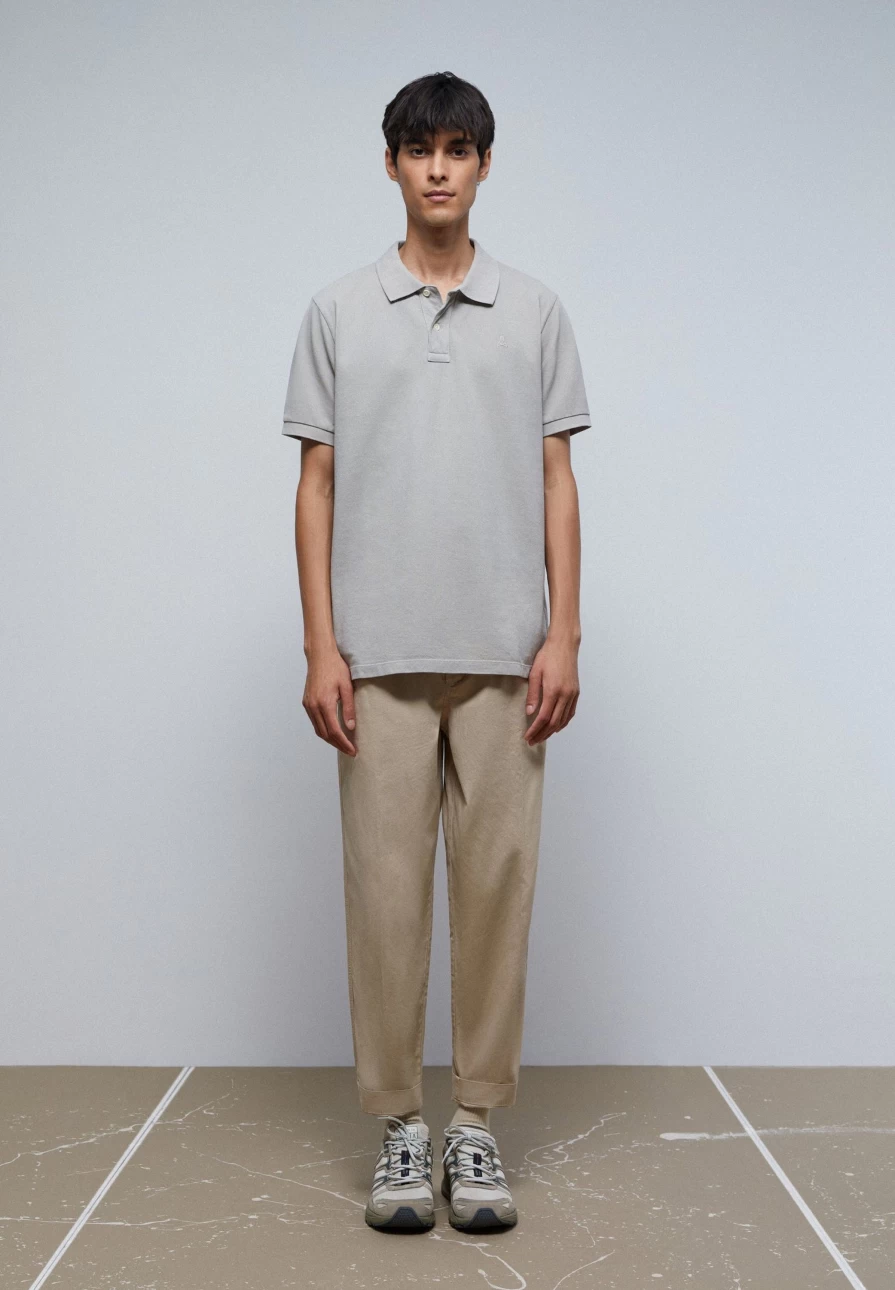 "ScalpersCompany Men's Grey Basic Polo Shirt with Skull Design"