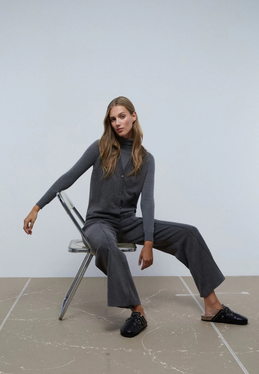 "ScalpersCompany Women's Knit Seam Trousers – Comfortable Stretch High-Waisted Pants"