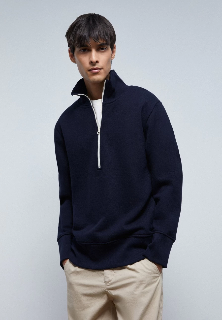 "ScalpersCompany Premium Contrast Zip Hoodie for Men - Stylish Men's Zip-Up Hooded Sweatshirt"