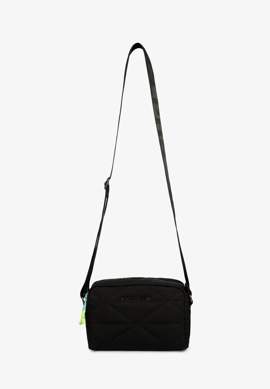 "ScalpersCompany Women's Stylish Quilted Crossbody Bag – Fashionable & Functional Handbag"