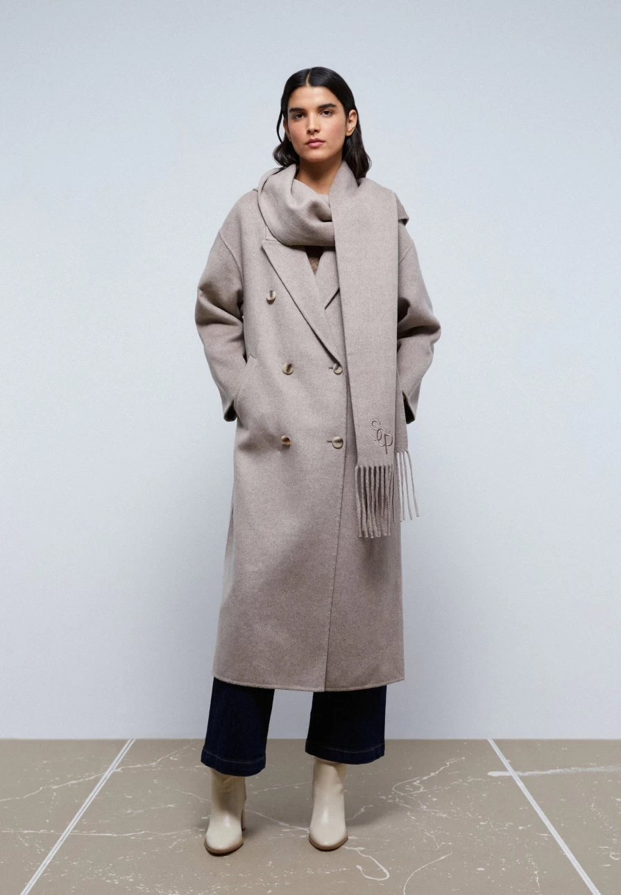 "ScalpersCompany Women's Wool Coat with Detachable Scarf – Warm Winter Outerwear"