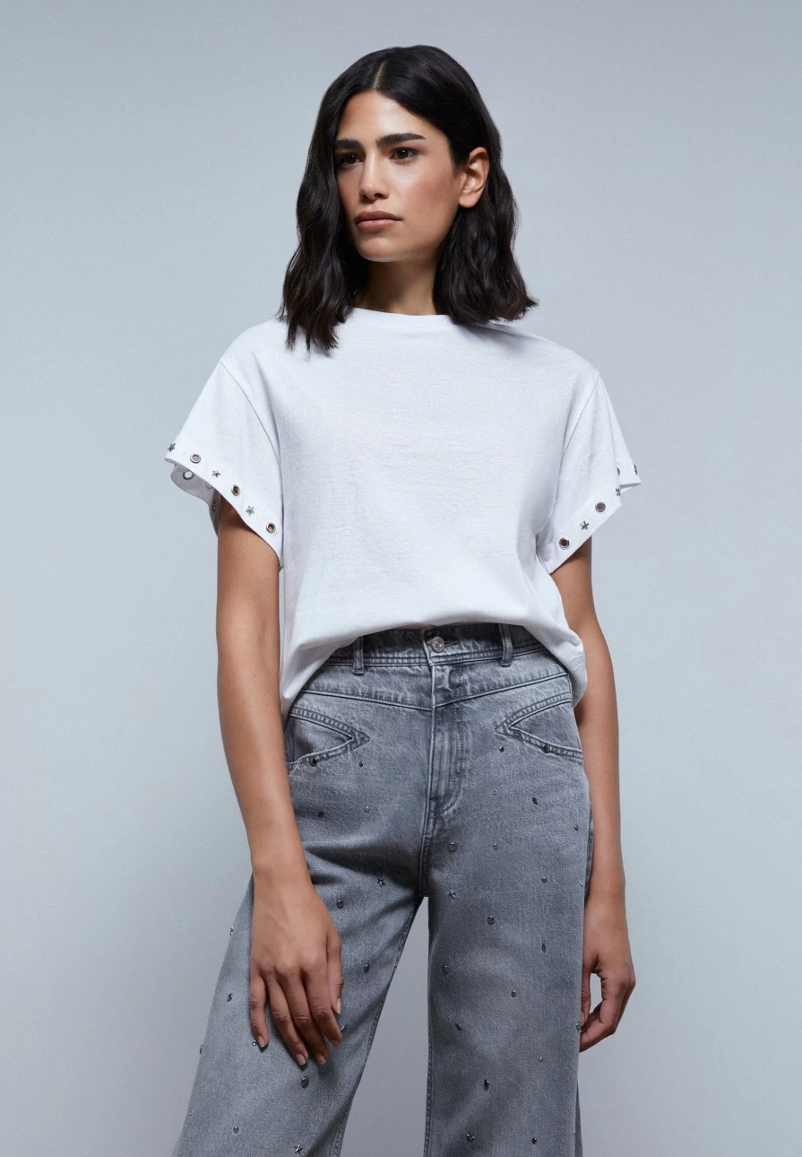 "ScalpersCompany Women's Basic T-Shirt with Stylish Sleeve Detail"