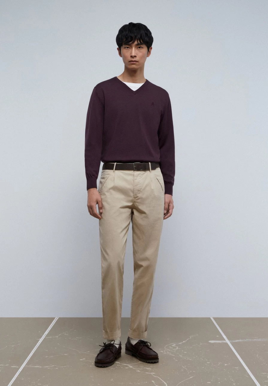 "ScalpersCompany Men's V-Neck Wool Sweater - Soft & Stylish Winter Knitwear"