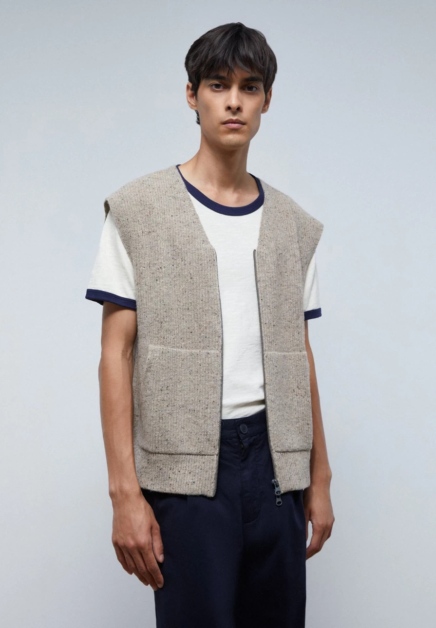 "ScalpersCompany Men's Brown Zip-Up Knit Vest – Stylish Casual Winter Wear"