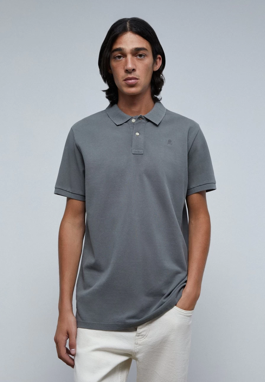 "ScalpersCompany Men's Basic Polo Shirt with Edgy Skull Design"