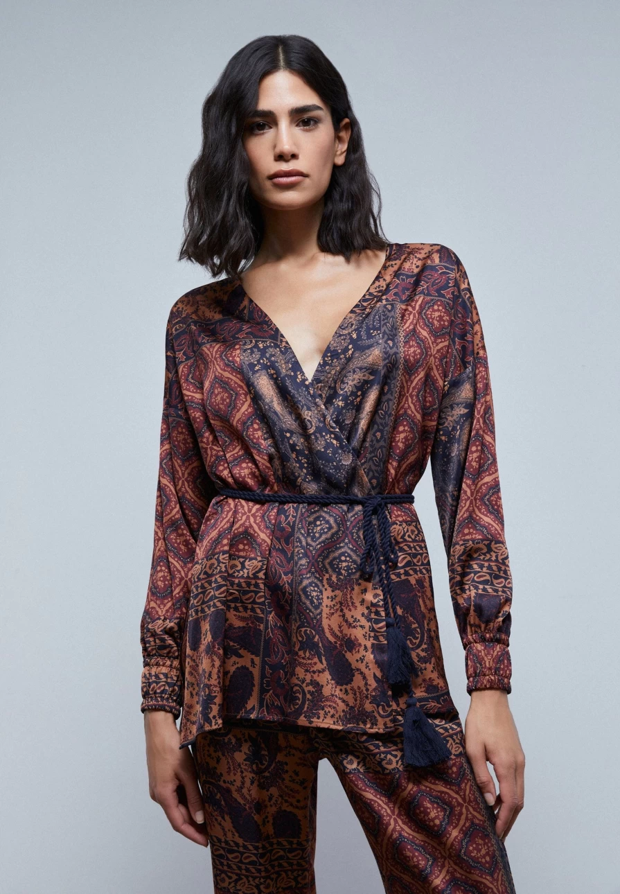 "ScalpersCompany Women's Brown Double-Breasted Kimono Blouse – Elegant Boho Chic Top"