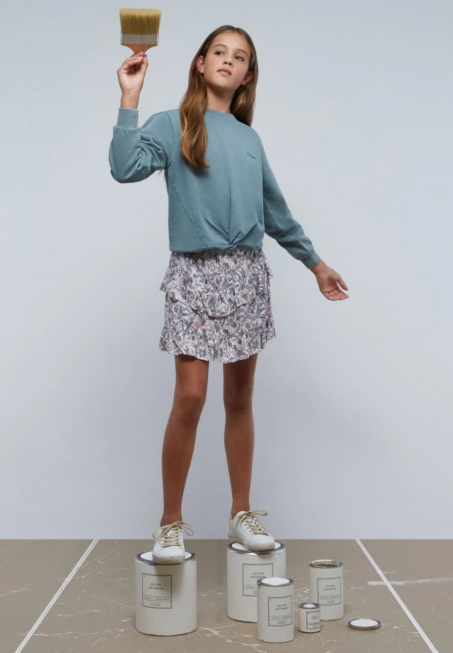 "ScalpersCompany Kids Front Knot Sweatshirt - Stylish Pullover for Children"