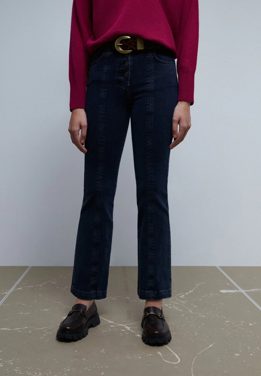 "ScalpersCompany Women's Flared Ankle Seam Jeans - Stylish High-Quality Denim Pants"