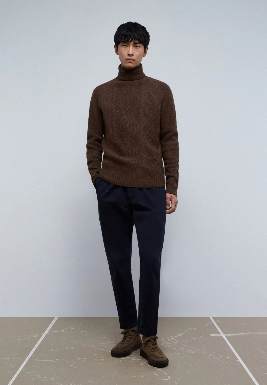 "ScalpersCompany Men's Merino Wool Turn-Down Collar Sweater - Premium Soft Knit Pullover"