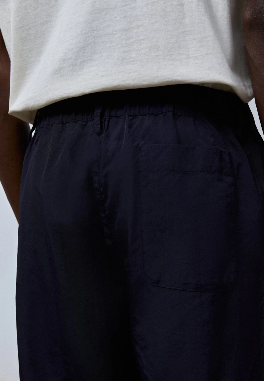 "ScalpersCompany Men's Navy Premium Cropped Drawstring Trousers"