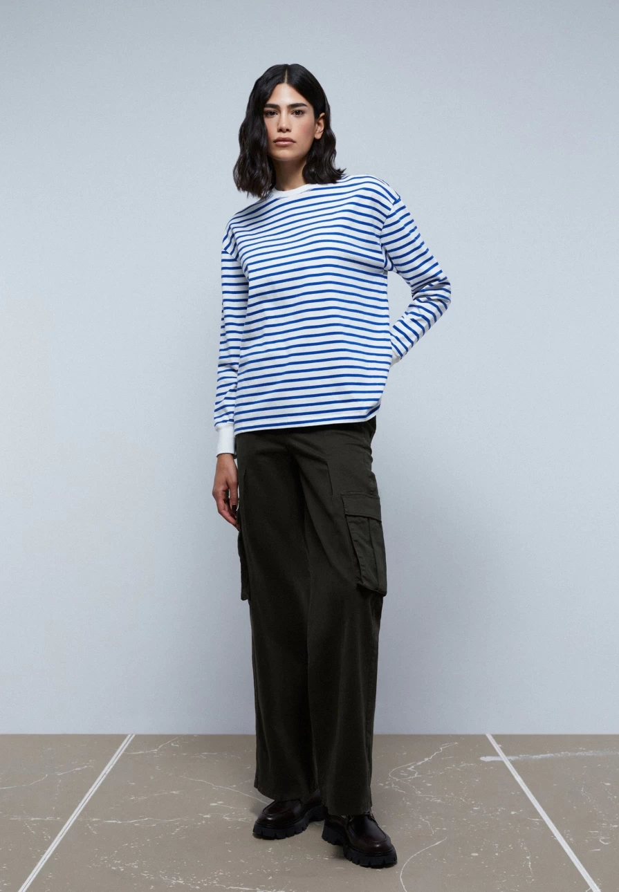 "ScalpersCompany Women's Blue Stripes Long Sleeve Striped T-Shirt"