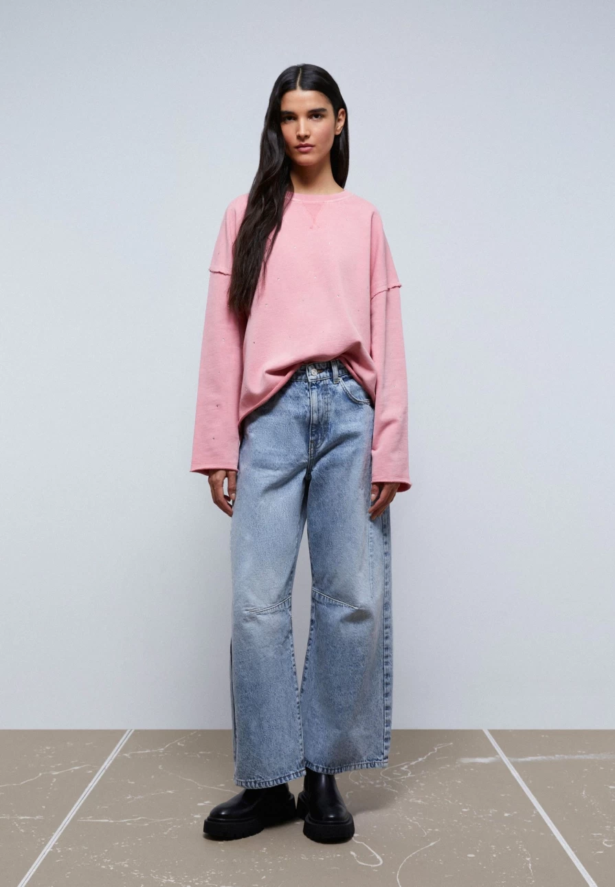 "Coral Women's Sweatshirt with Glass Detail by ScalpersCompany | Stylish & Unique Design"