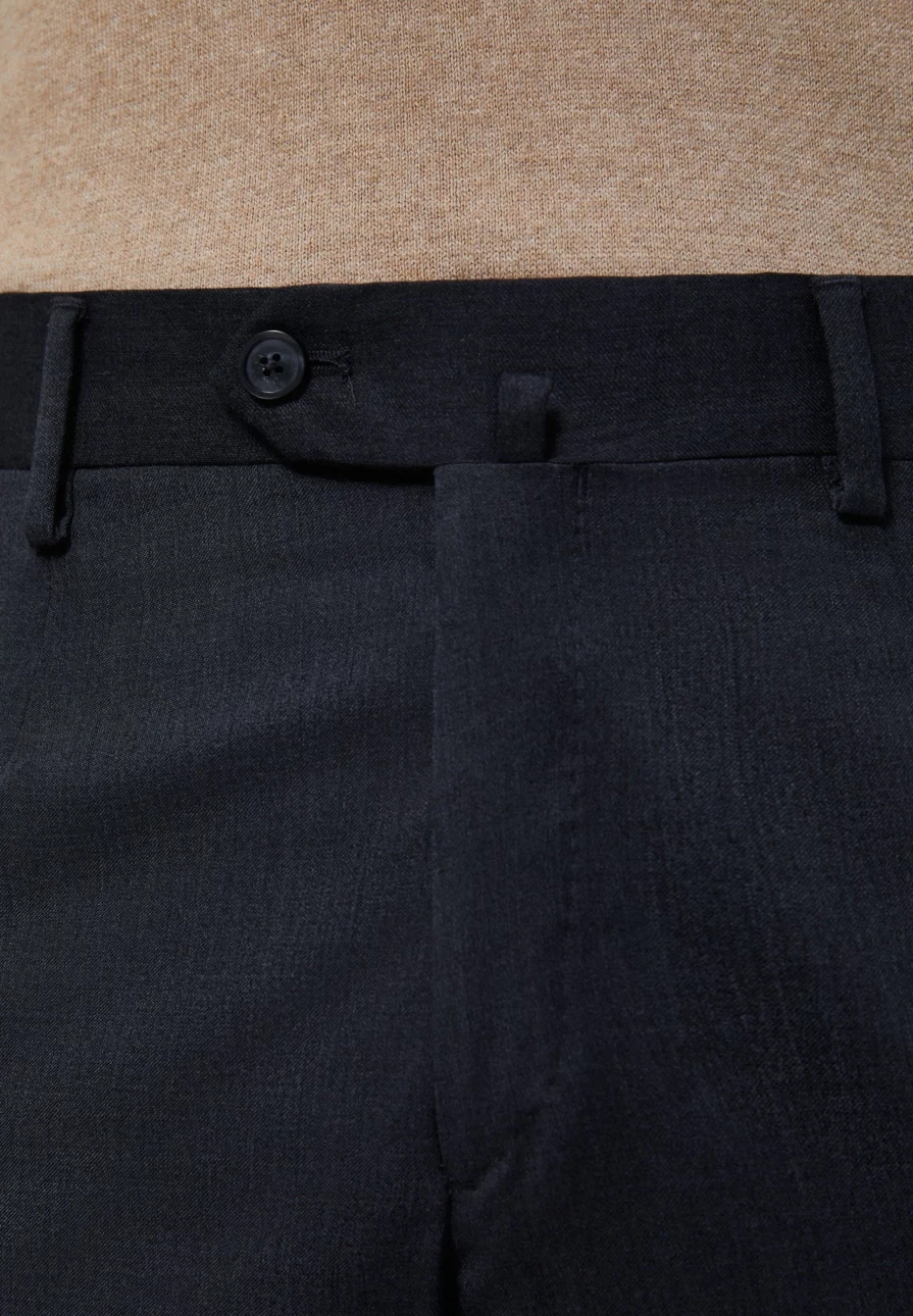 "ScalpersCompany Grey Classic Men's Suit - Half Canvas for Timeless Style"