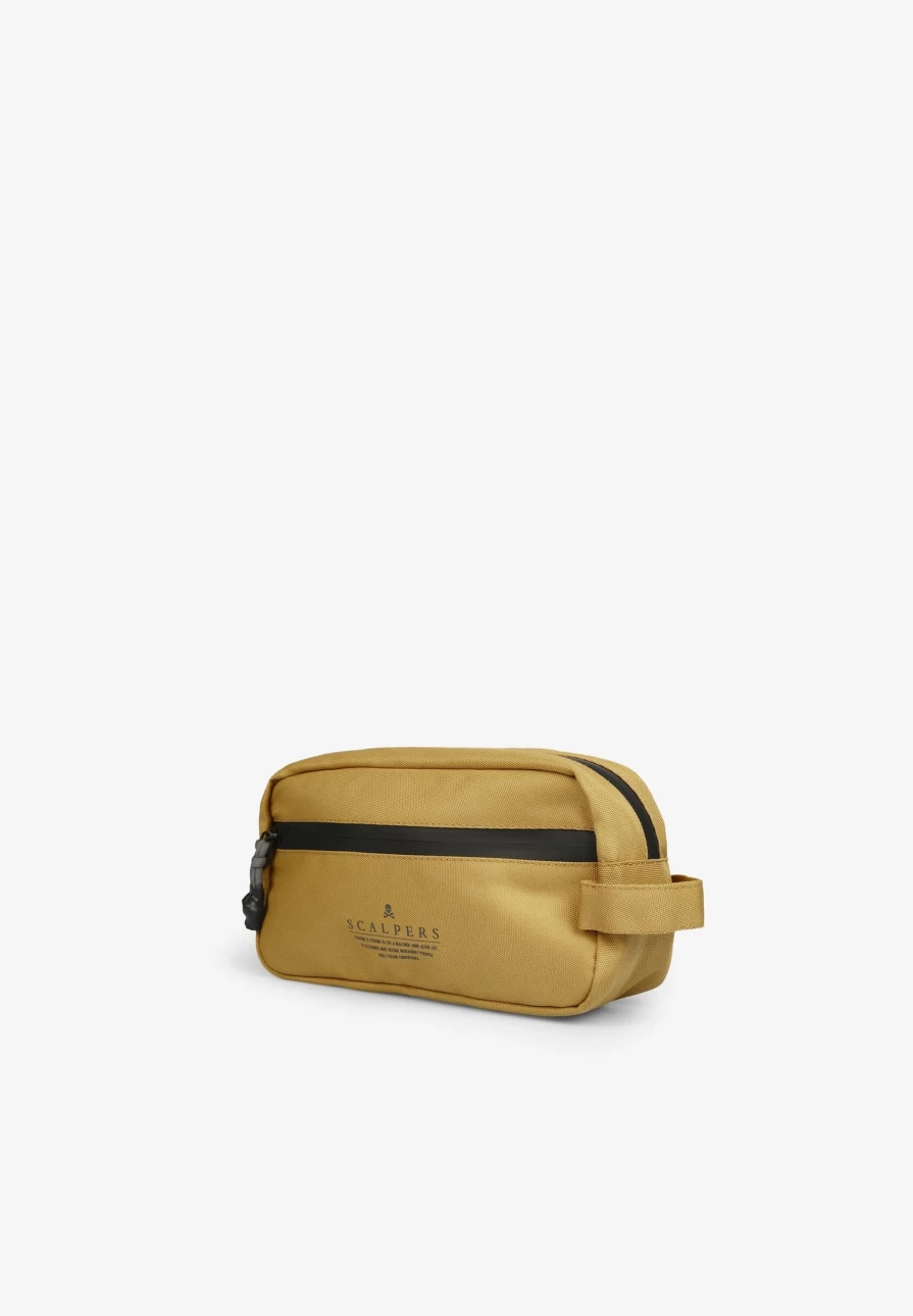 "ScalpersCompany Men's Toiletry Bag - Waterproof Travel Organizer with Secure Zip Fastening"
