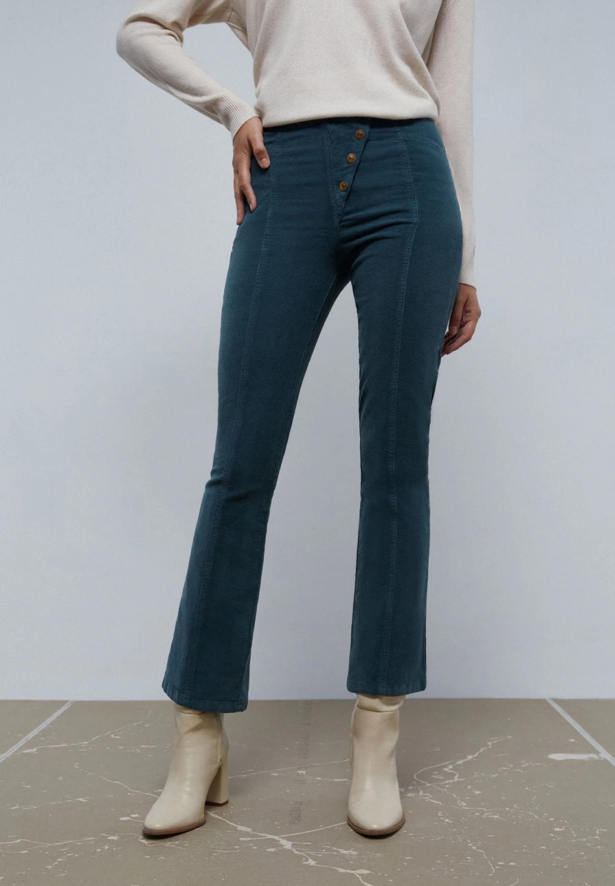 "ScalpersCompany Women's Corduroy Flare Pants - High-Waisted Retro Trousers for Women"