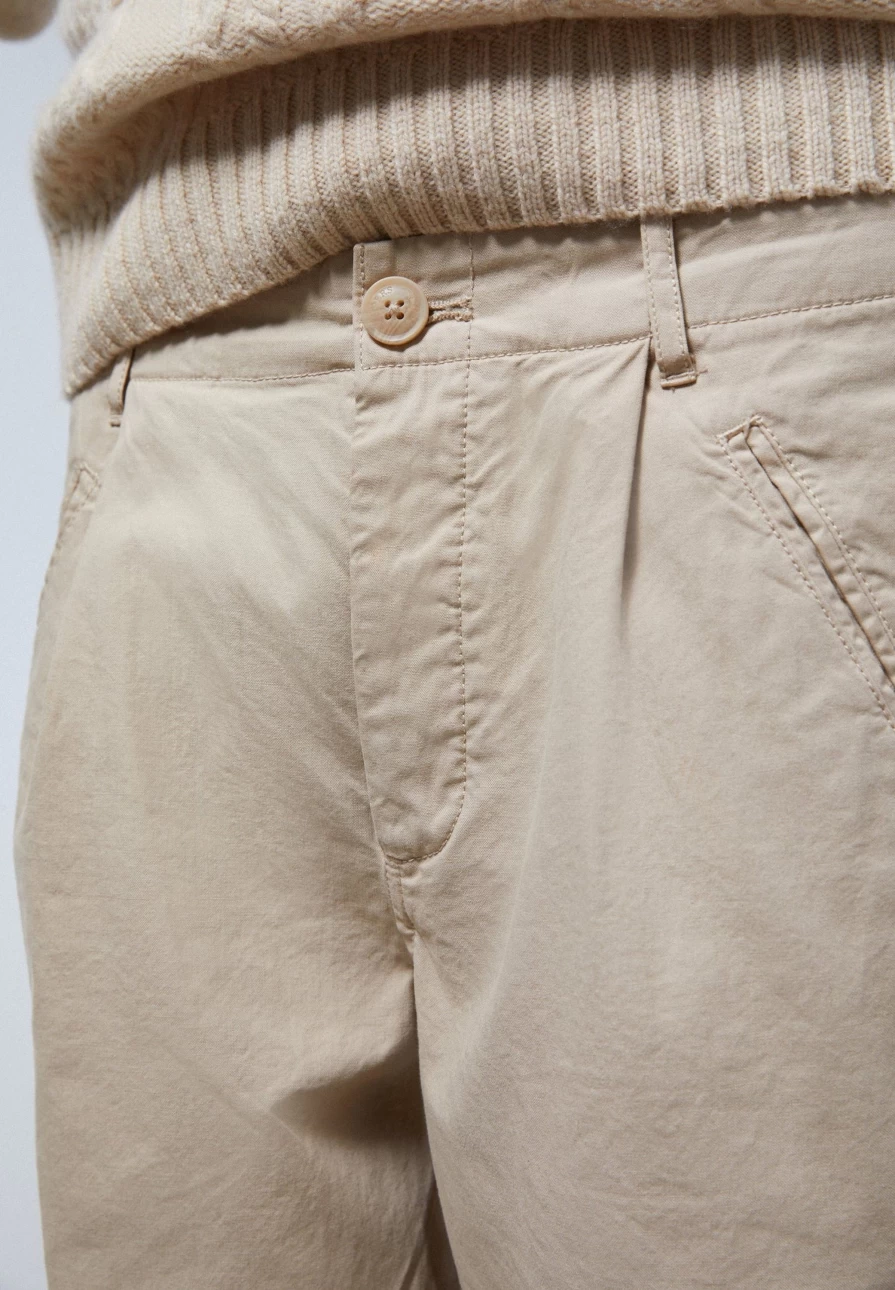 "ScalpersCompany Men's Beige Premium Lightweight Darted Trousers"