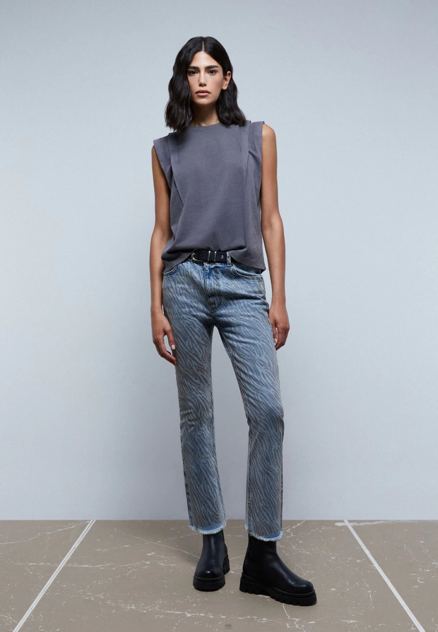 "ScalpersCompany Women's Dark Grey Basic T-Shirt with Pleat Detail"