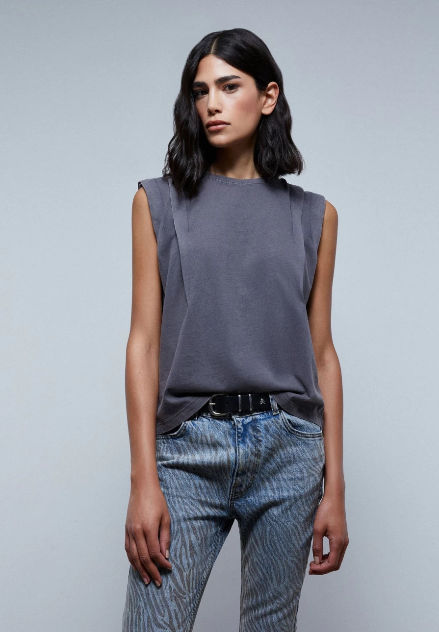 "ScalpersCompany Women's Dark Grey Basic T-Shirt with Pleat Detail"