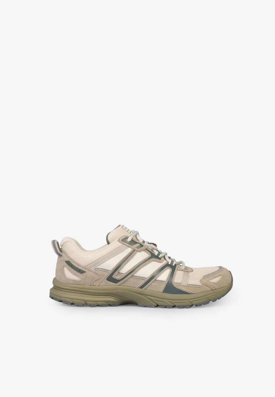 "ScalpersCompany Men's Beige Outdoor Sneakers for Hiking & Trail Running"