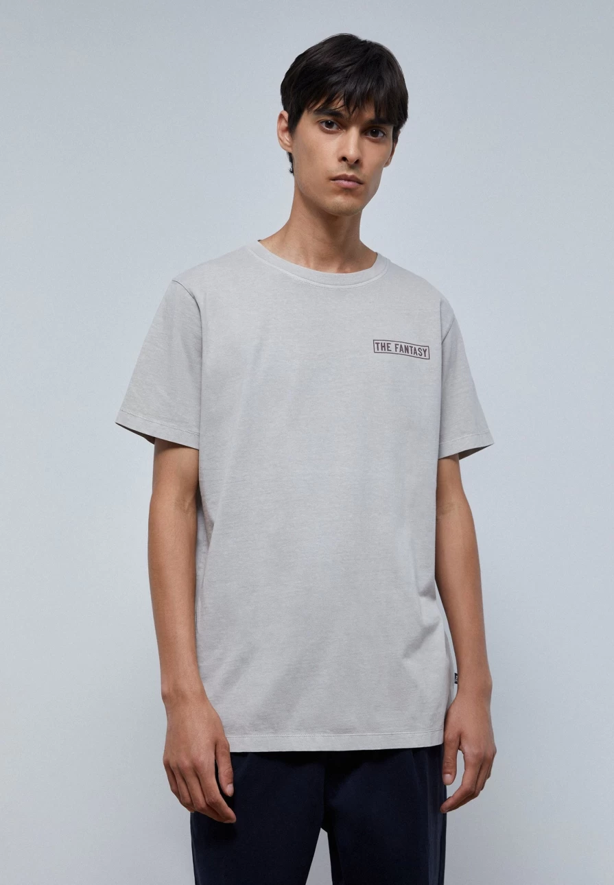 "ScalpersCompany Men's Vintage Faded Print T-Shirt - Distressed Graphic Tee for Men"