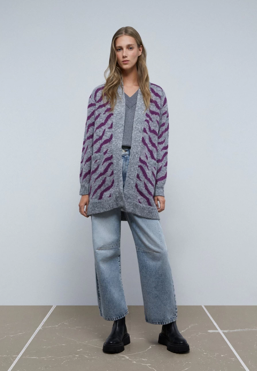 "ScalpersCompany Grey Animal Print Knit Cardigan for Women"