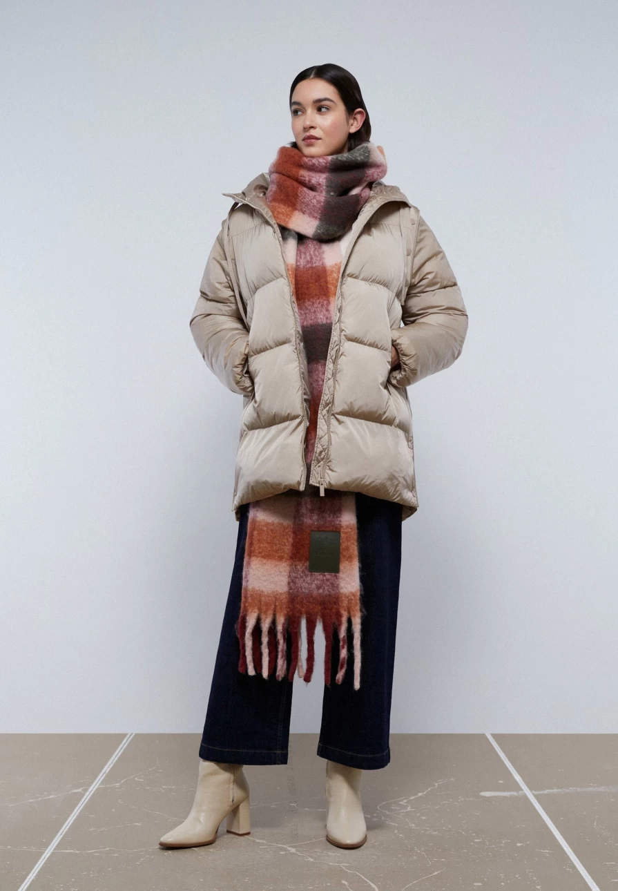 "ScalpersCompany Women's Long Parka Jacket with Removable Sleeves – Versatile Winter Coat"