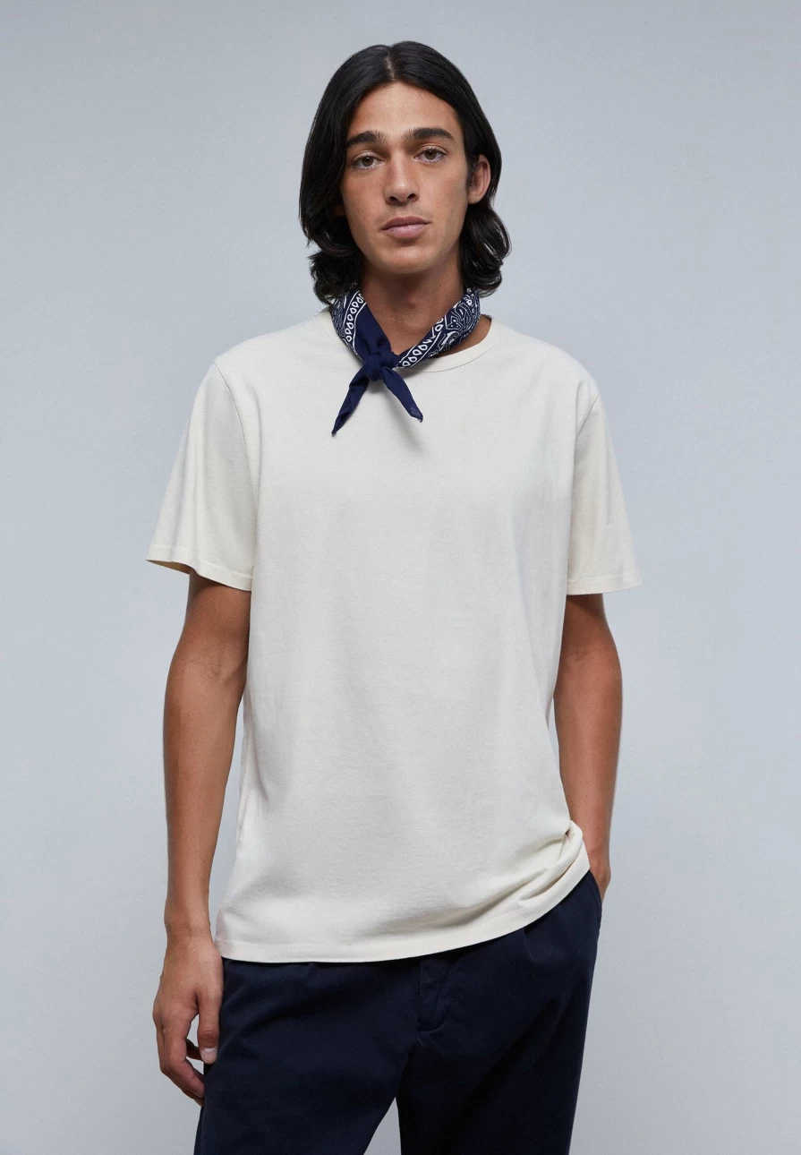 "ScalpersCompany Premium Beige Soft Touch T-Shirt for Men – Comfortable & Stylish"