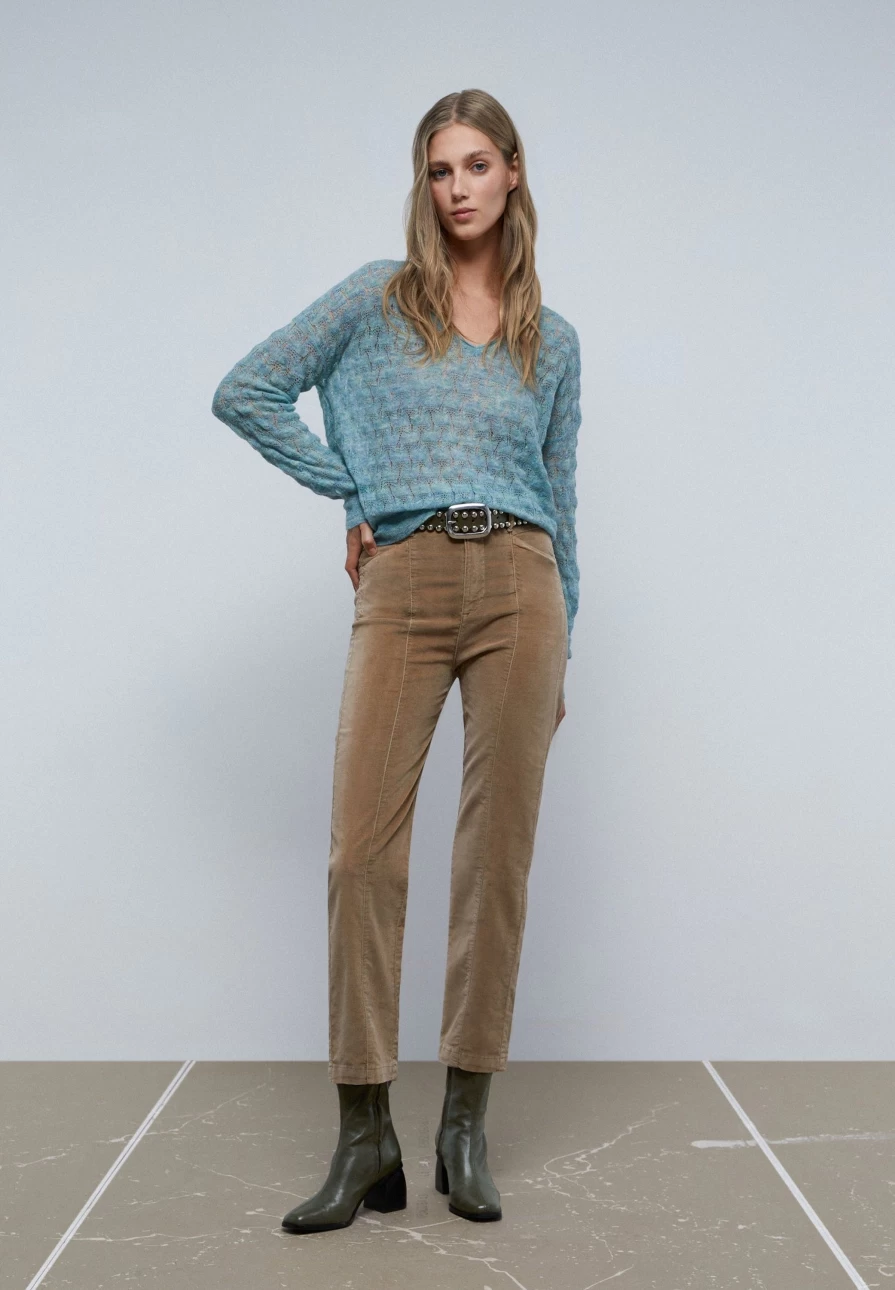 "ScalpersCompany Women's Velvet Ankle-Length Trousers – Soft & Stylish High Waist Pants"
