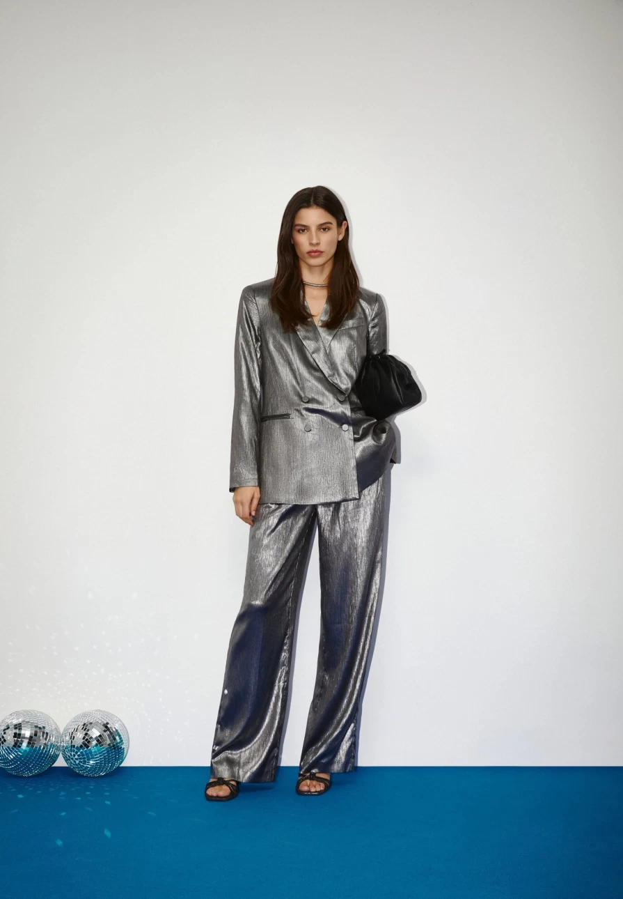 "ScalpersCompany Women's Silver Double-Breasted Satin Blazer for Elegant Evening Wear"