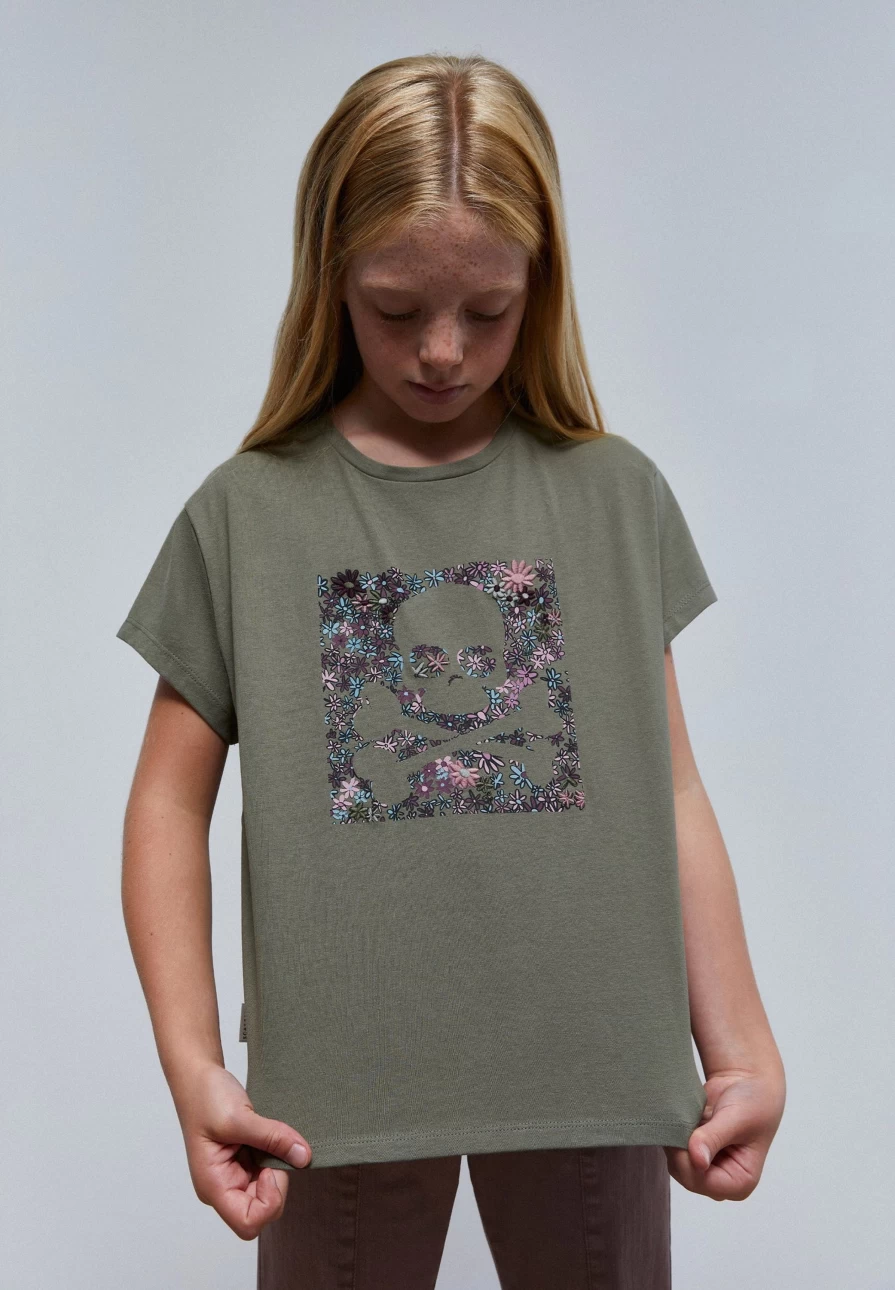 "ScalpersCompany Kids Floral Skull Print T-Shirt - Fun & Edgy Graphic Tee for Children"