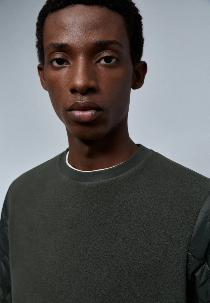 "ScalpersCompany Men's Polo Sweatshirt with Quilted Sleeves - Stylish Cotton Blend Pullover"