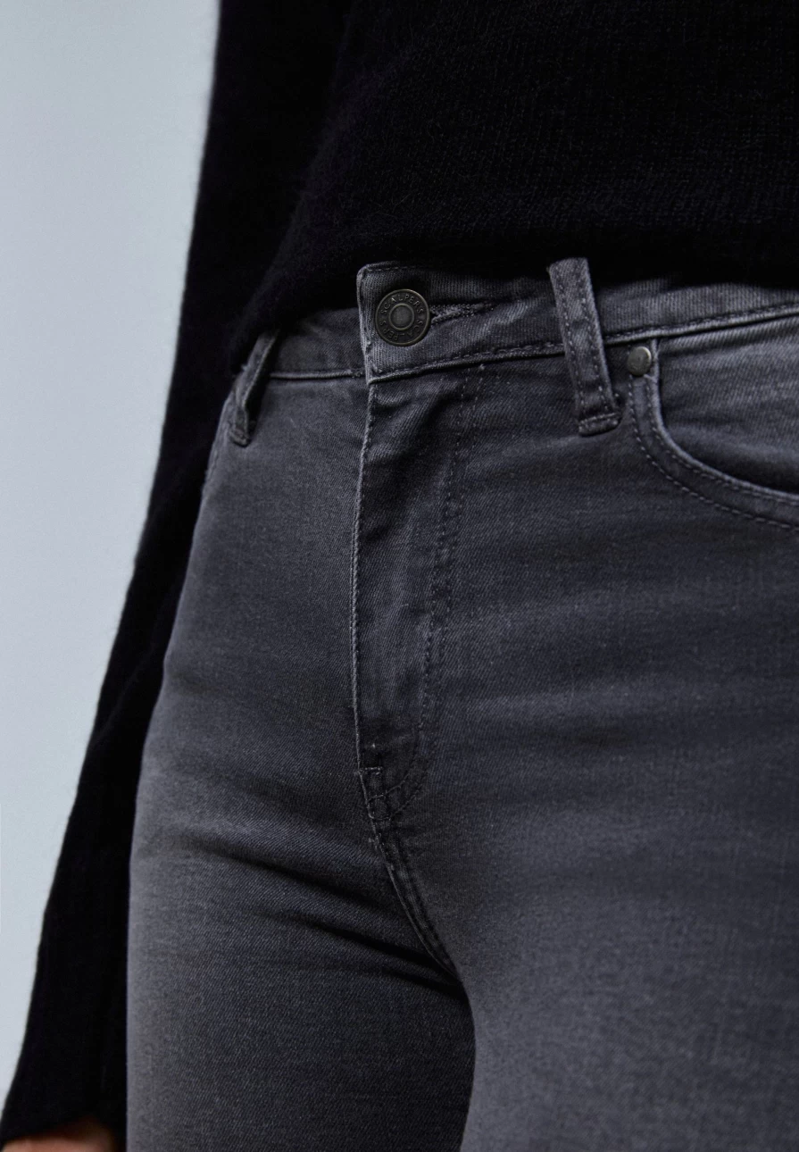 "ScalpersCompany Women's Grey Skinny Jeans with Studded Details"