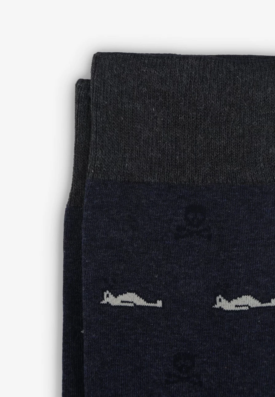 "ScalpersCompany Grey Fun Motif Socks for Men - Stylish Novelty Design"