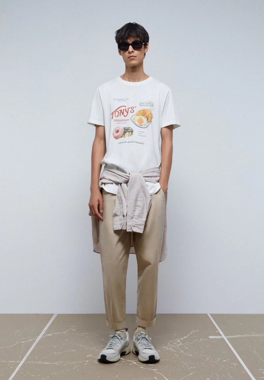 "ScalpersCompany Men's Off White Graphic Print T-Shirt - Stylish Front Design"