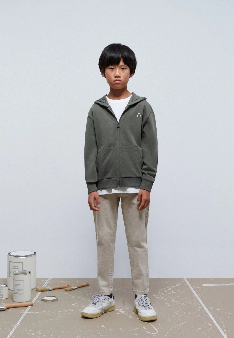 "ScalpersCompany Kids' Graphic Back Print Hoodie - Stylish & Comfortable Pullover"