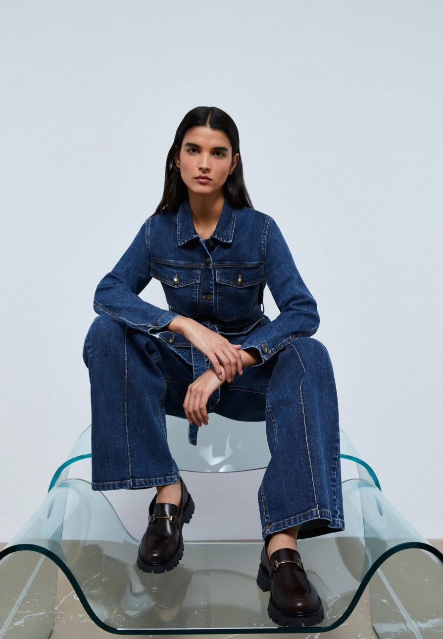 "Stylish Women's Denim Jacket with Belt by ScalpersCompany – Trendy & Comfortable"